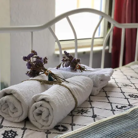 Marti Guest house *