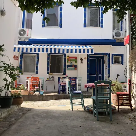 Marti Guest house