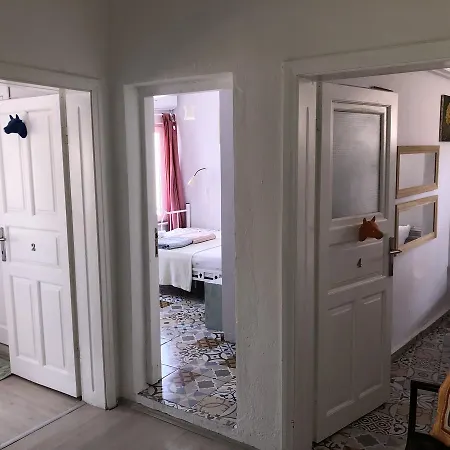 Marti Guest house