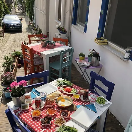 Marti Πανσιόν Κανακάλε